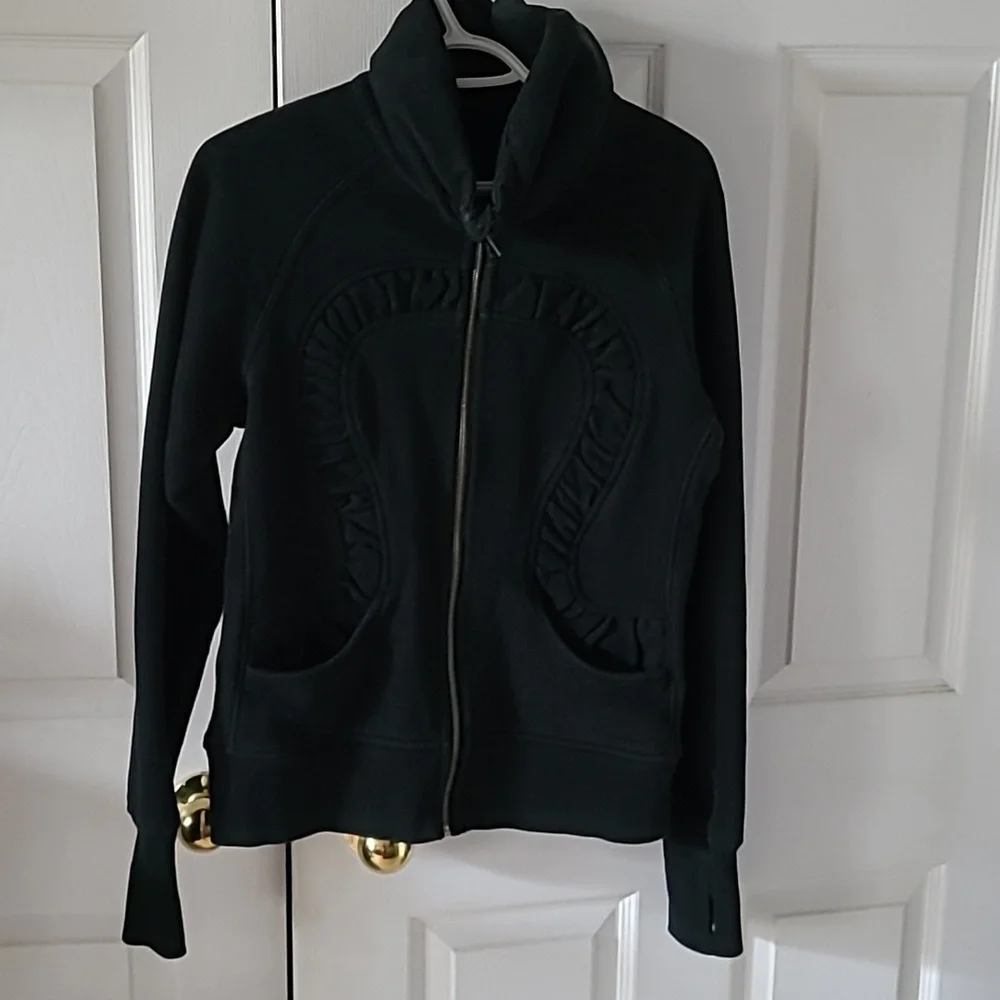 Lululemon Cuddle Up Jacket - Picture 5 of 7